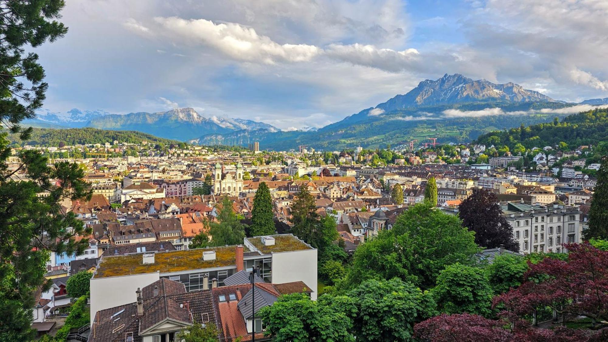 Apartment Premium Mit Pilatus Sicht